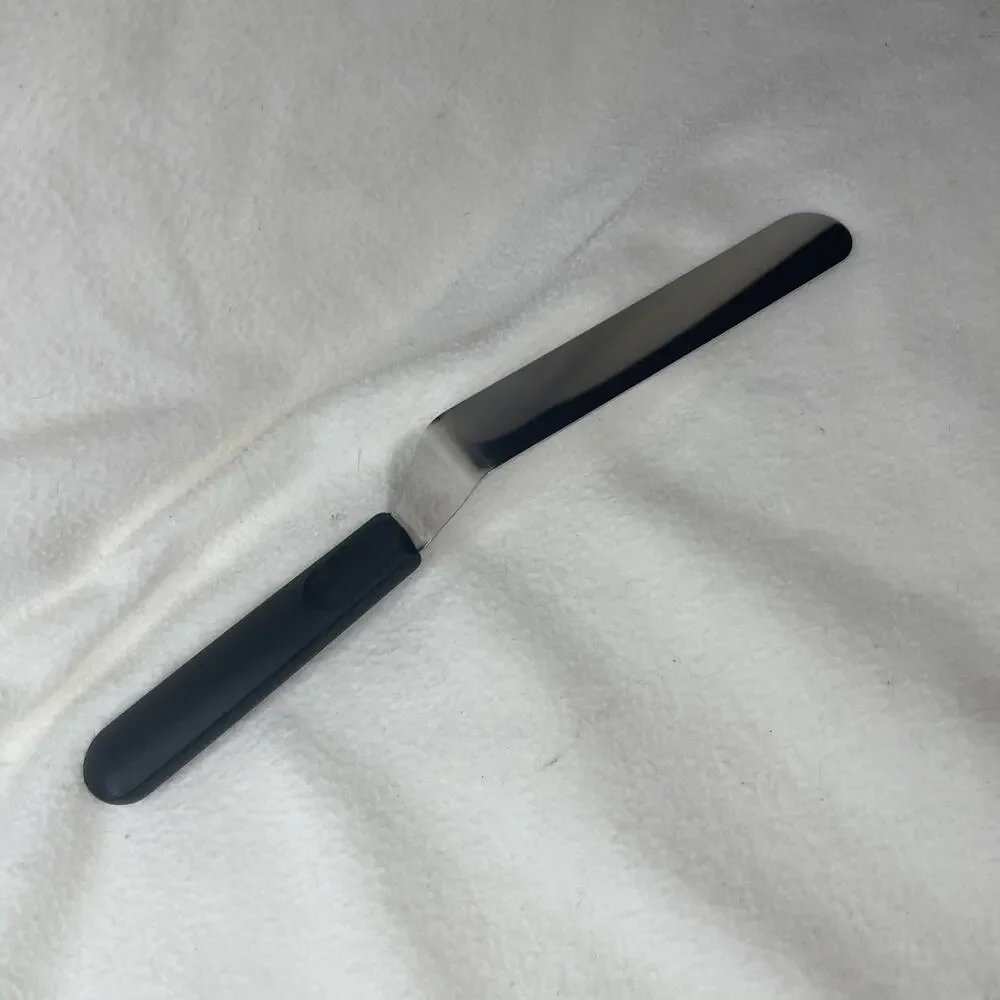 Wilton Angled Icing Spatula